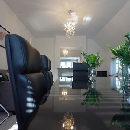 Apartment In Canford Cliffs Close To Sandbanks Beach Poole Kültér fotó